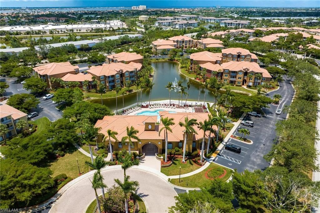 15590 Ocean Walk Cir , Unit 313, Fort Myers, FL 33908 Photo