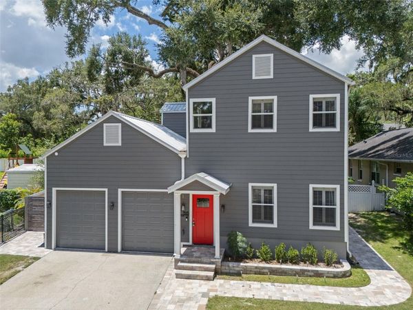 1513 E PARK CIRCLE , TAMPA, FL 33610