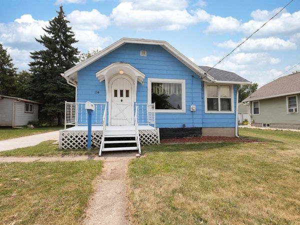 134 DOUGLAS STREET, Neenah, WI 54956