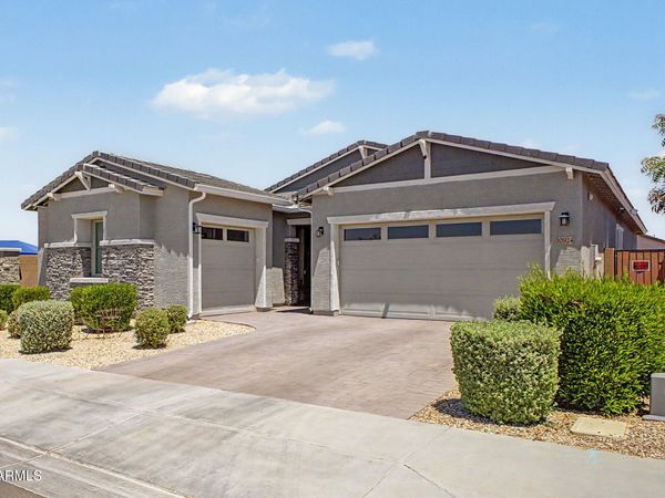 10924 W WOOD Street, Tolleson, AZ 85353