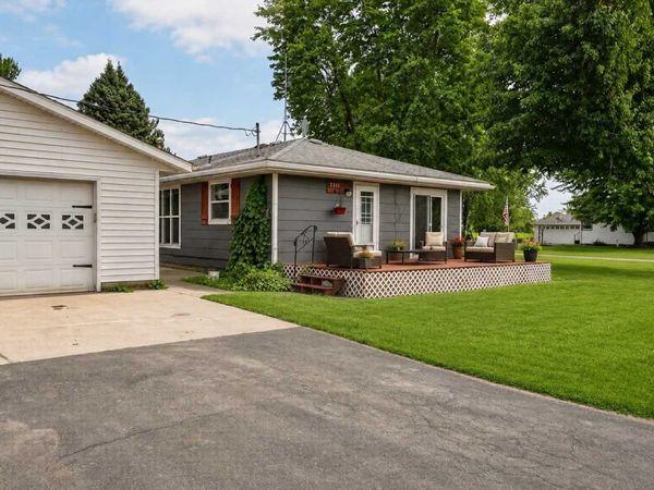 2311 334th Lane NE, Cambridge, MN 55008