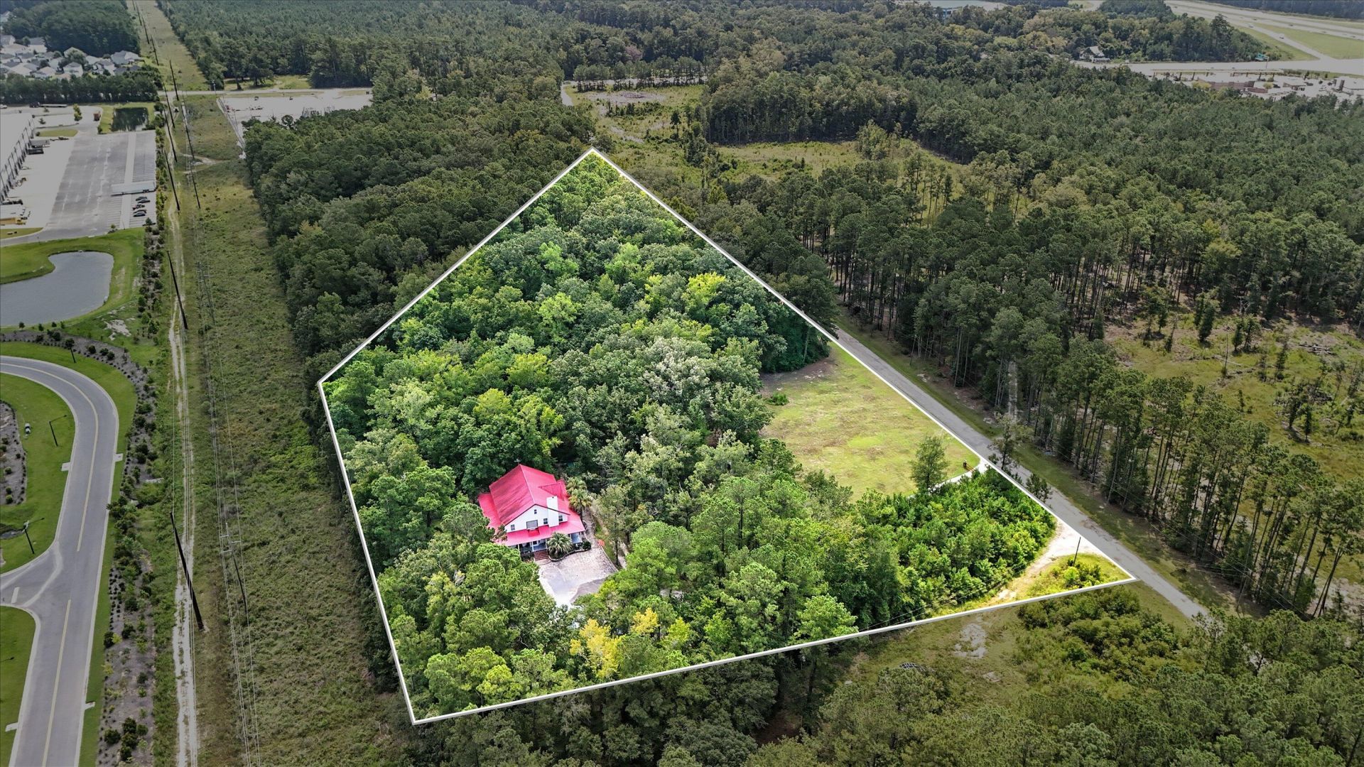 966 Hardwood Lane Photo 6