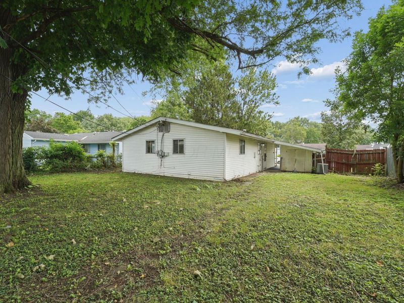 5038 Betsy Drive , Columbus, OH 43227 Photo 3