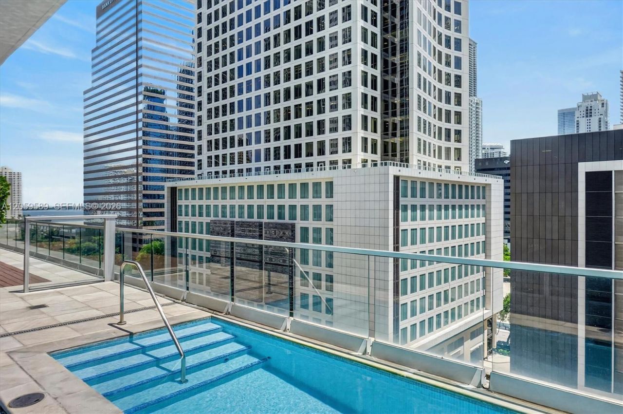 500 Brickell Ave , Unit 1100, Miami, FL 33131 Photo