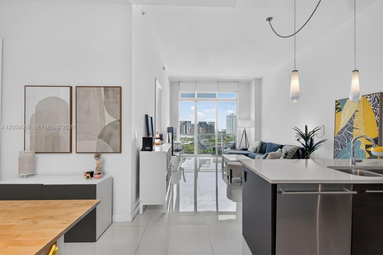 500 Brickell Ave , Unit 1100, Miami, FL 33131 Photo