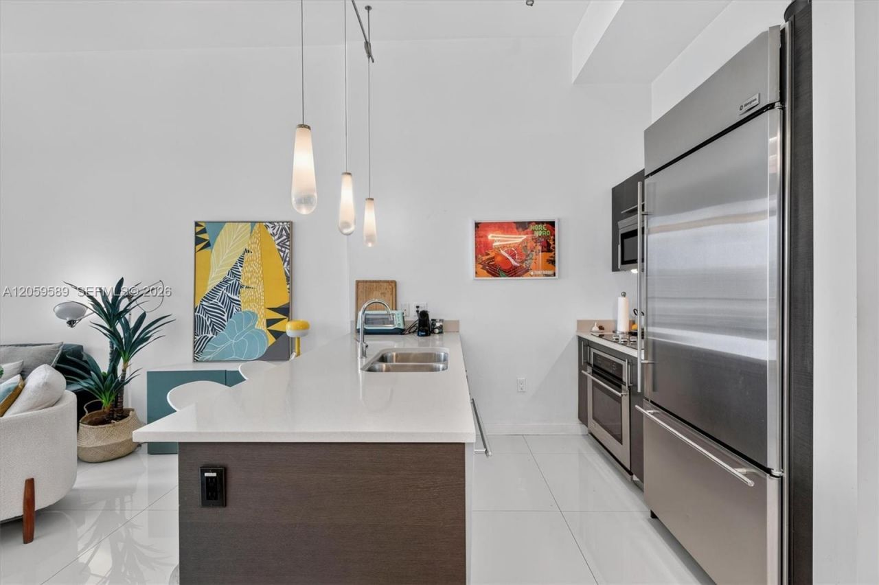 500 Brickell Ave , Unit 1100, Miami, FL 33131 Photo