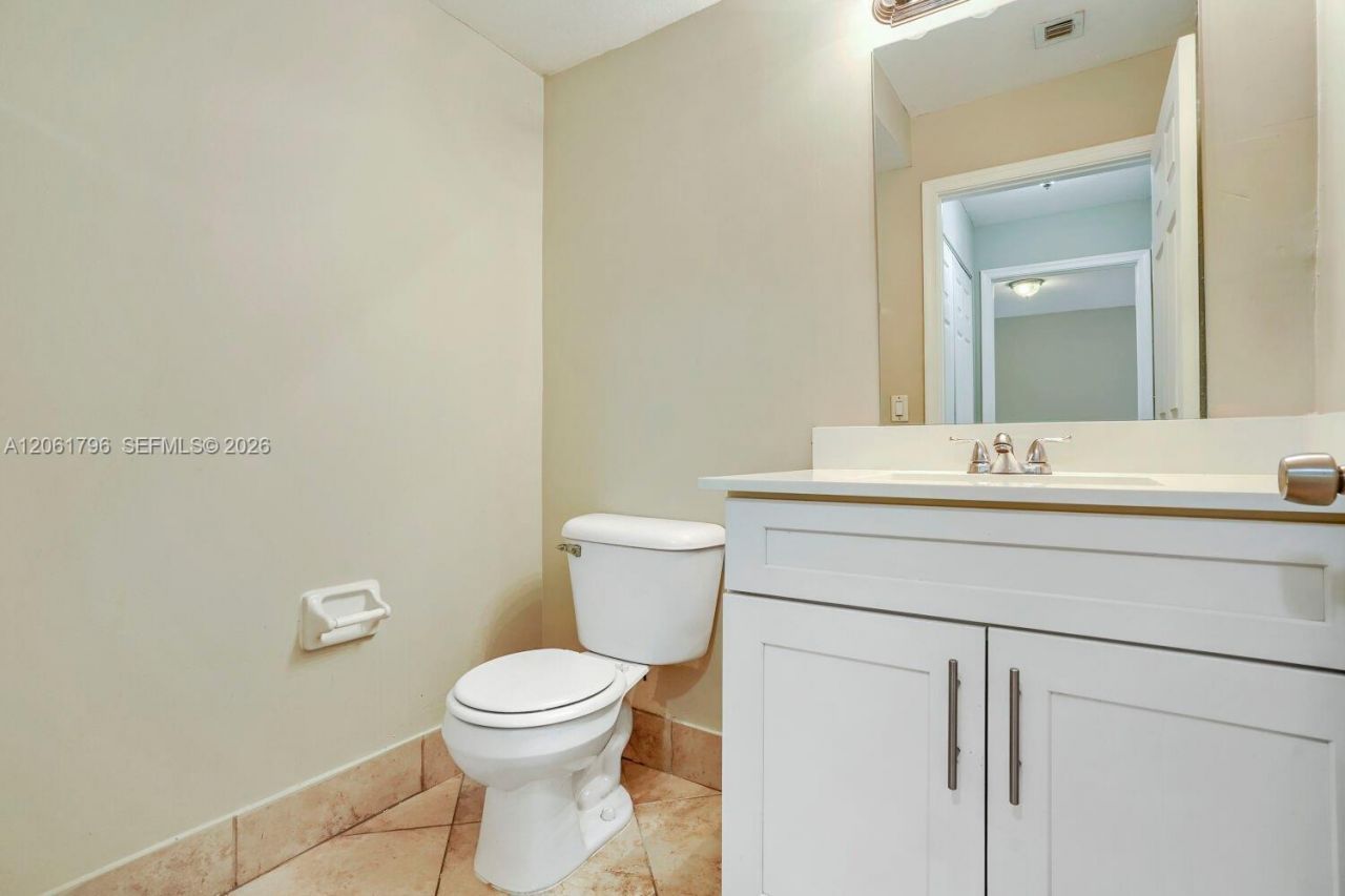 2296 NW 170th Ave, Pembroke Pines, FL 33028 Photo