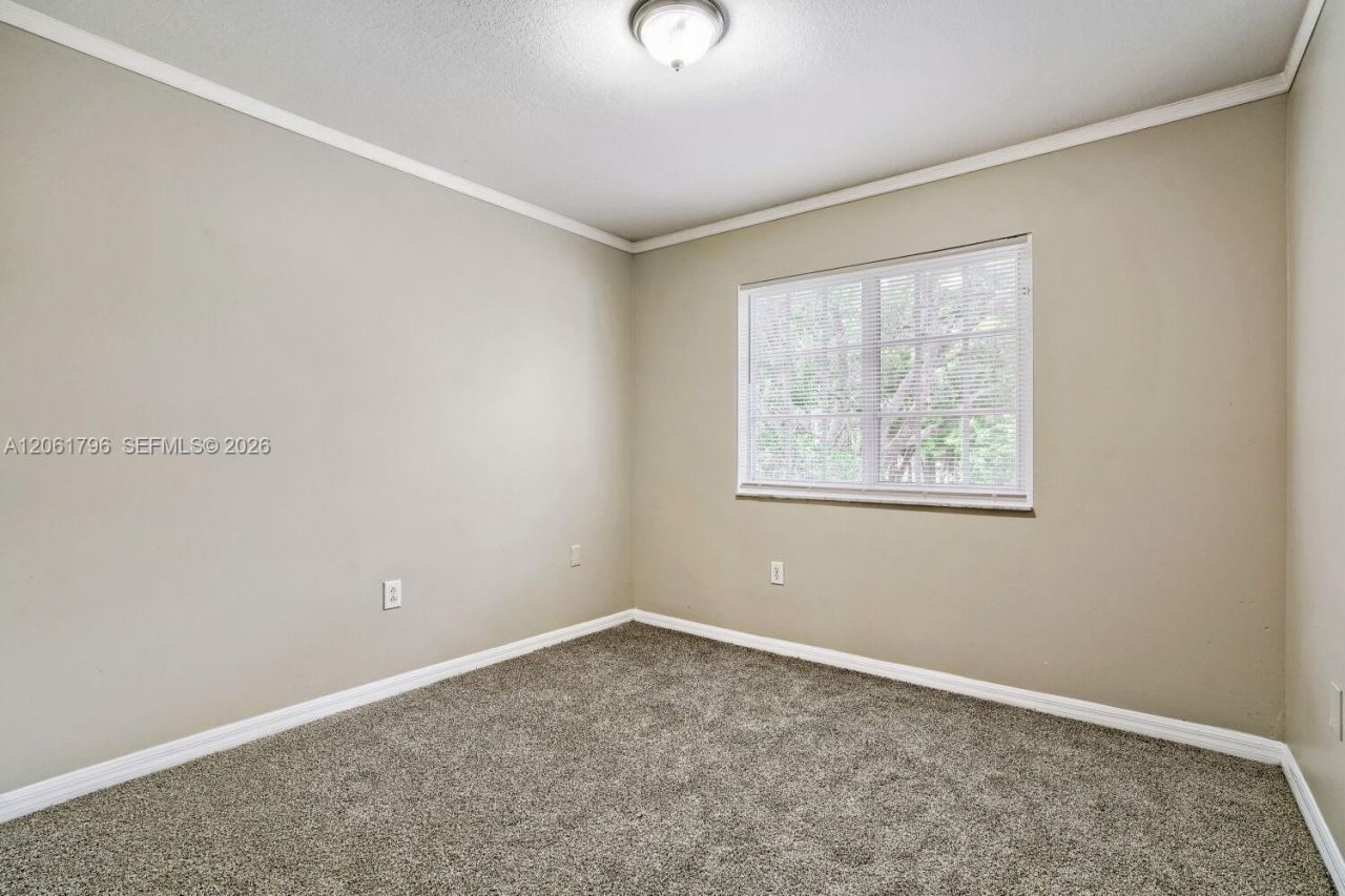 2296 NW 170th Ave, Pembroke Pines, FL 33028 Photo