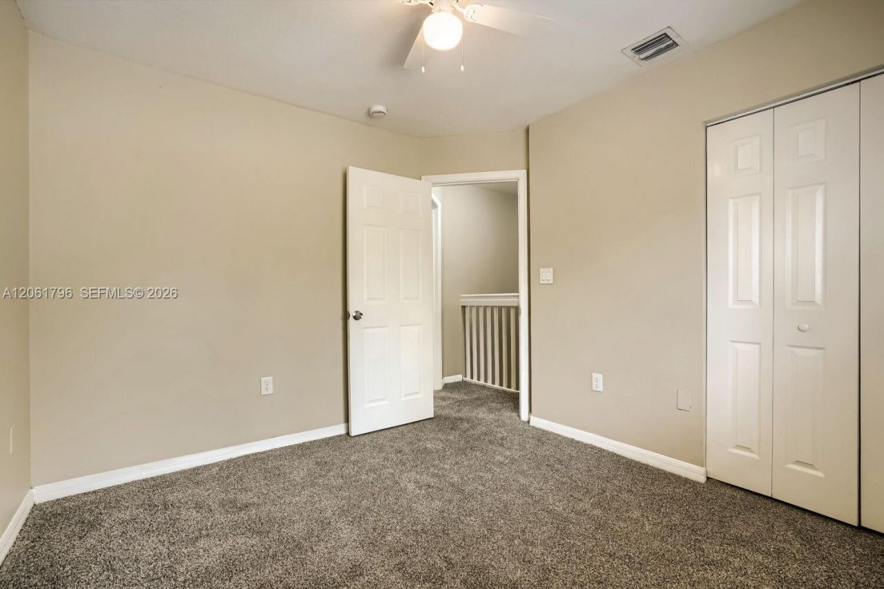 2296 NW 170th Ave, Pembroke Pines, FL 33028 Photo