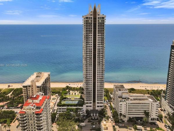 6365 Collins Ave , Unit 3002, Miami Beach, FL 33141