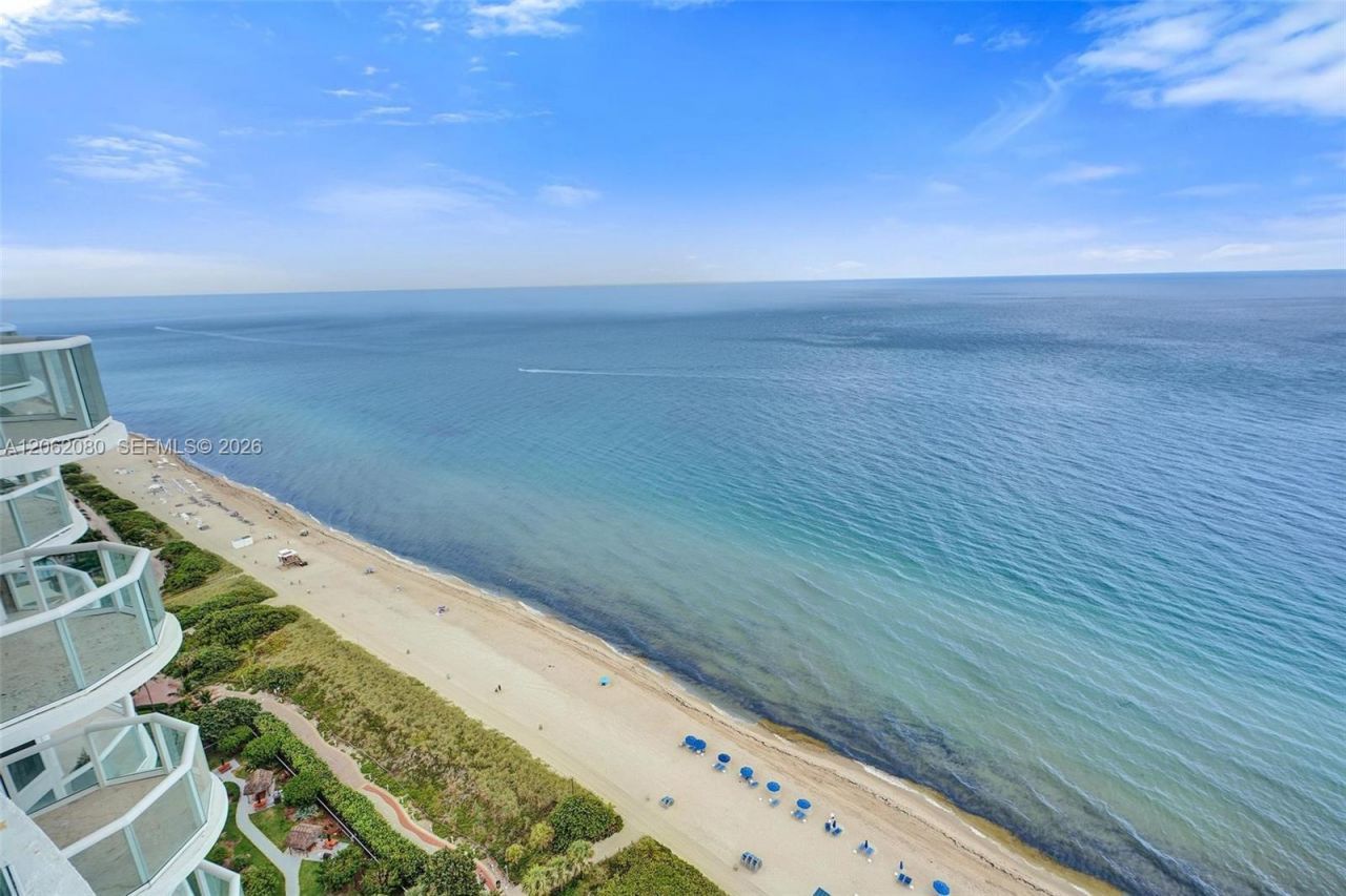 6365 Collins Ave, Unit 3002, Miami Beach, FL 33141 Photo