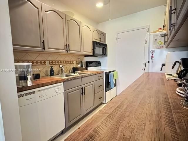 2270 NE 68th St, Unit 1906, Fort Lauderdale, FL 33308 Photo