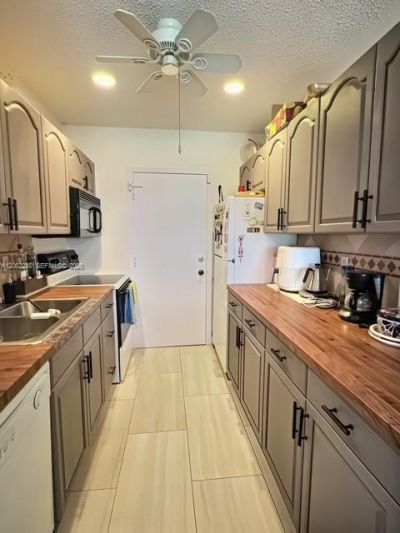 2270 NE 68th St, Unit 1906, Fort Lauderdale, FL 33308 Photo