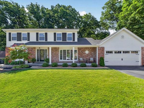 14768 Timberbluff Drive , Chesterfield, MO 63017