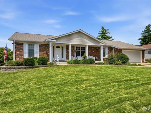273 Prince Towne Drive, St Louis, MO 63141