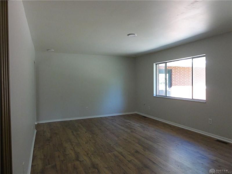 605 Shiloh Drive, Dayton, OH 45415 Photo 5