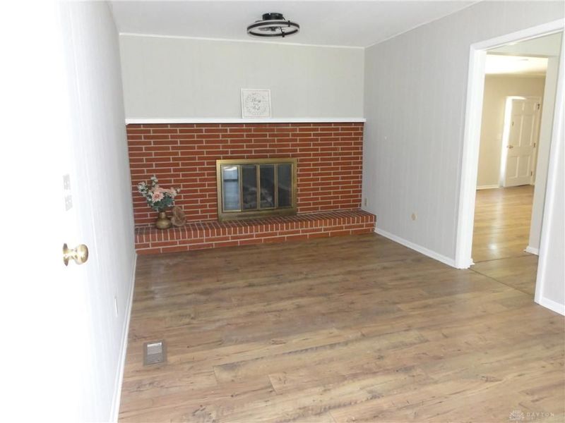605 Shiloh Drive, Dayton, OH 45415 Photo 7