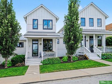 717 Pacific Street, Omaha, NE 68108