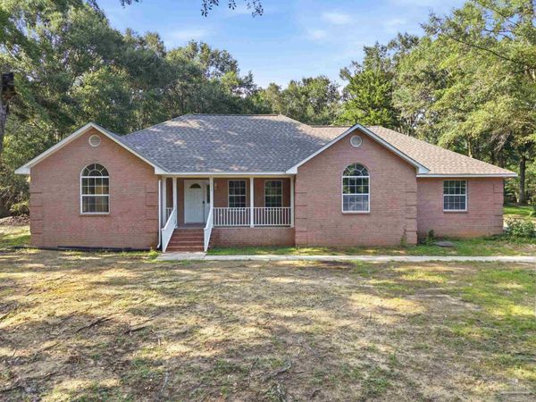 712 Boulder Creek Dr, Pensacola, FL 32514