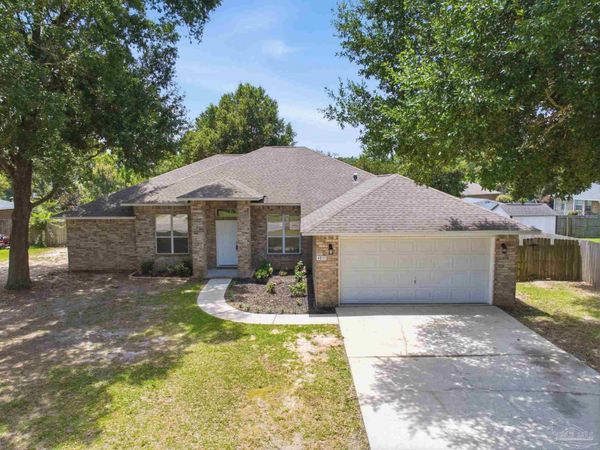 4855 Broadleaf Dr, Pace, FL 32571