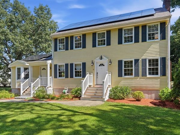 267 Beacon, Andover, MA 01810