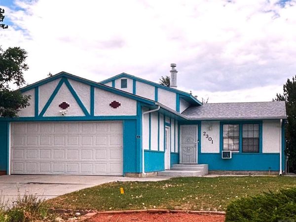 2301 Newcastle, Pueblo, CO 81008