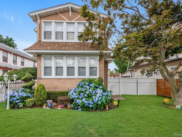 90-34 190th Street , Hollis, NY 11423