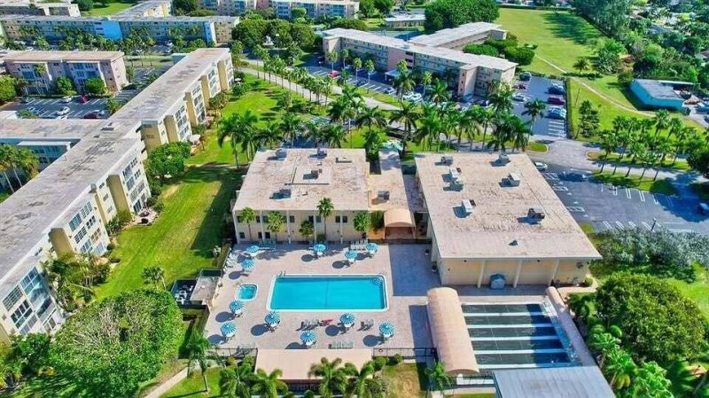 2615 NE 3rd Court, Unit 3010, Boynton Beach, FL 33435 Photo