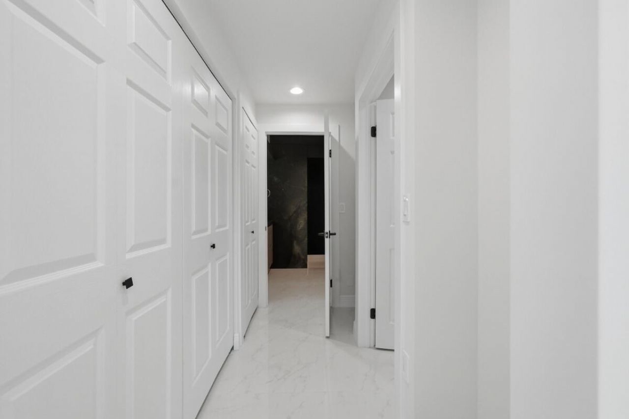 877 NE 195th Street, Unit 222, Miami, FL 33179 Photo