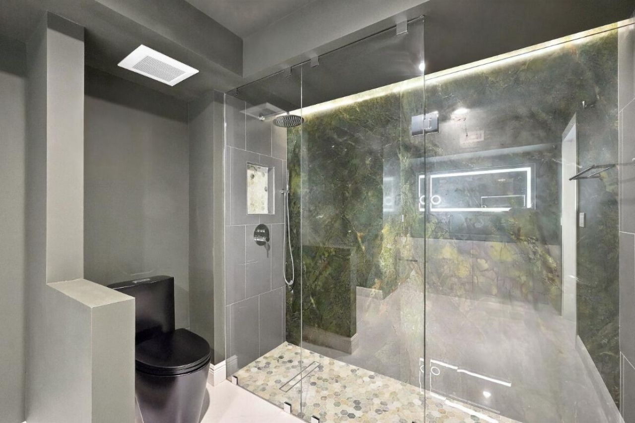 877 NE 195th Street, Unit 222, Miami, FL 33179 Photo