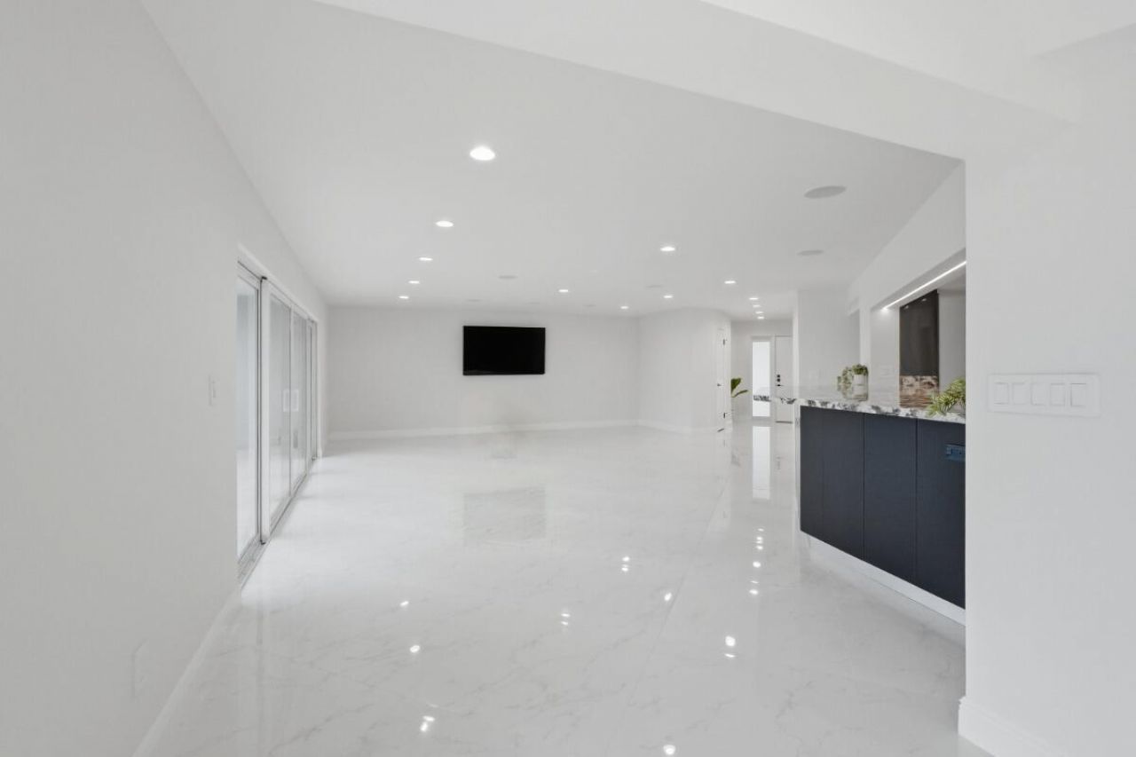 877 NE 195th Street, Unit 222, Miami, FL 33179 Photo