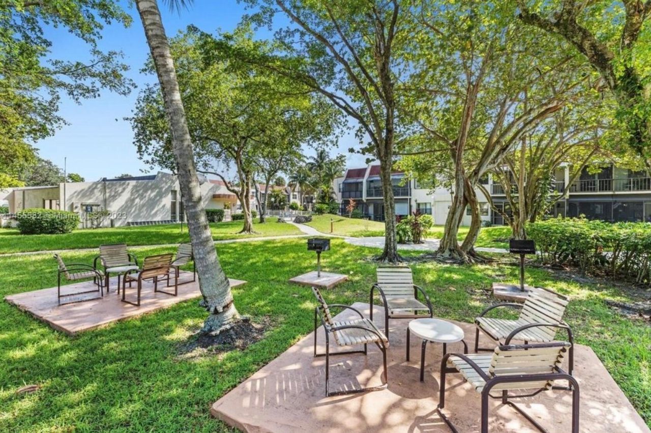301 N Pine Island Road, Unit 265, Plantation, FL 33324 Photo