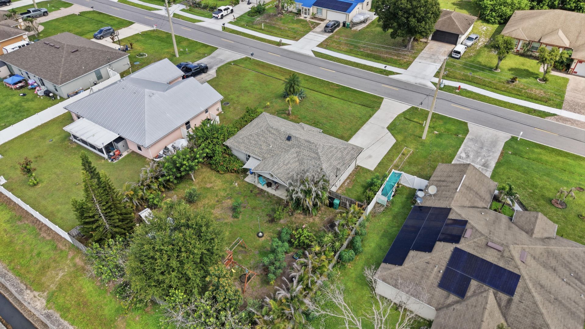 674 SW Lakehurst Drive, Port Saint Lucie, FL 34983 Photo