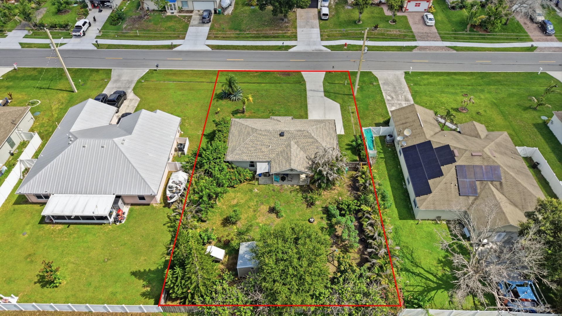 674 SW Lakehurst Drive, Port Saint Lucie, FL 34983 Photo