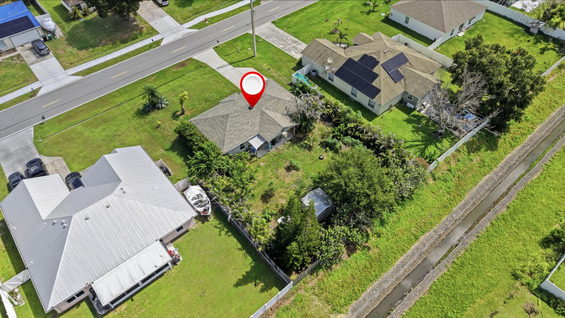 674 SW Lakehurst Drive, Port Saint Lucie, FL 34983 Photo