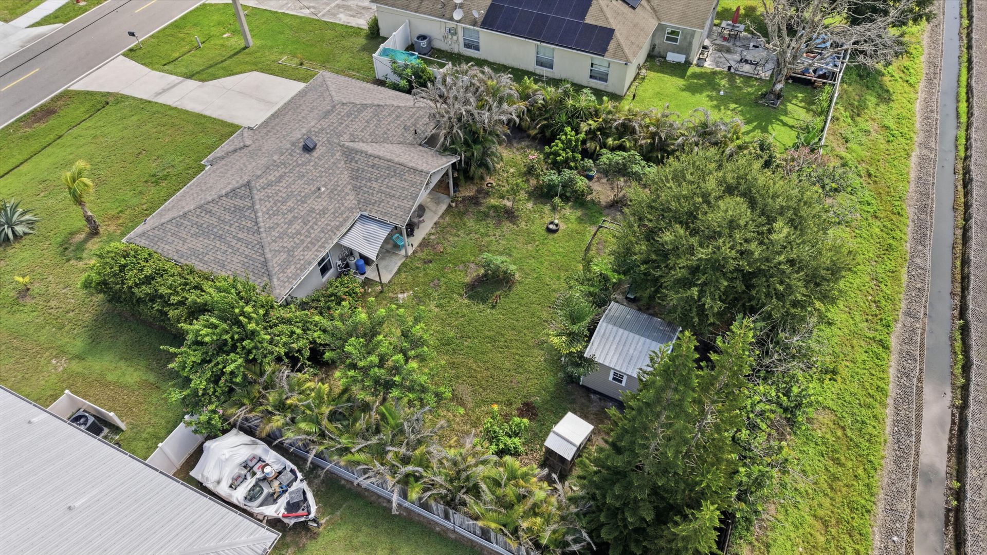 674 SW Lakehurst Drive, Port Saint Lucie, FL 34983 Photo