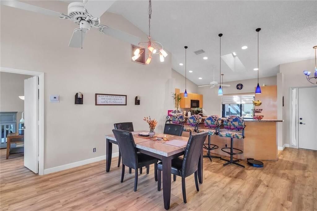 7212 Primrose Lane, Unit 7212, Tamarac, FL 33321 Photo