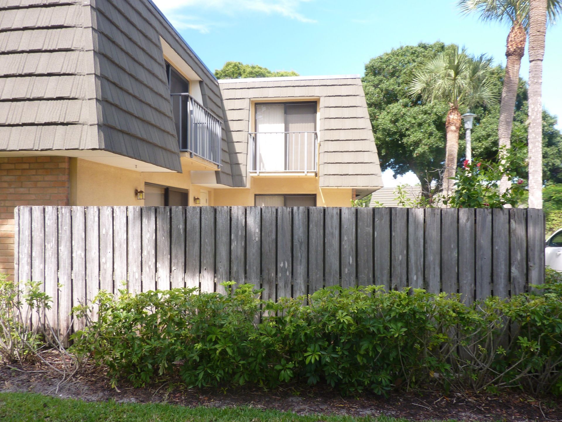 3203 32nd Way, West Palm Beach, FL 33407 Photo