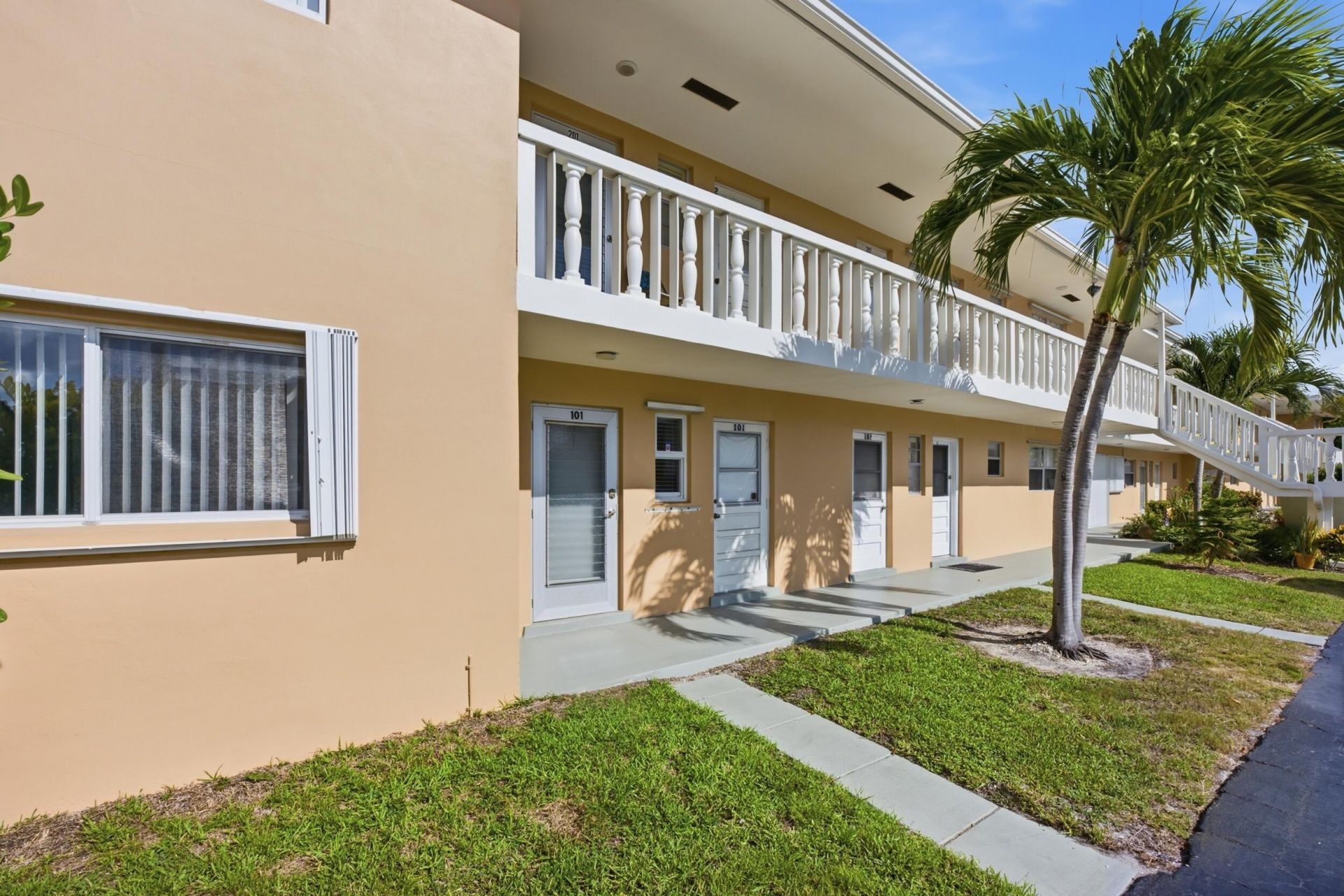 2223 NE 1st Court, Unit 101, Boynton Beach, FL 33435 Photo