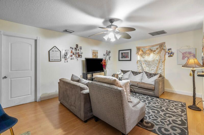 2 Crossings Circle E, Unit E, Boynton Beach, FL 33435 Photo