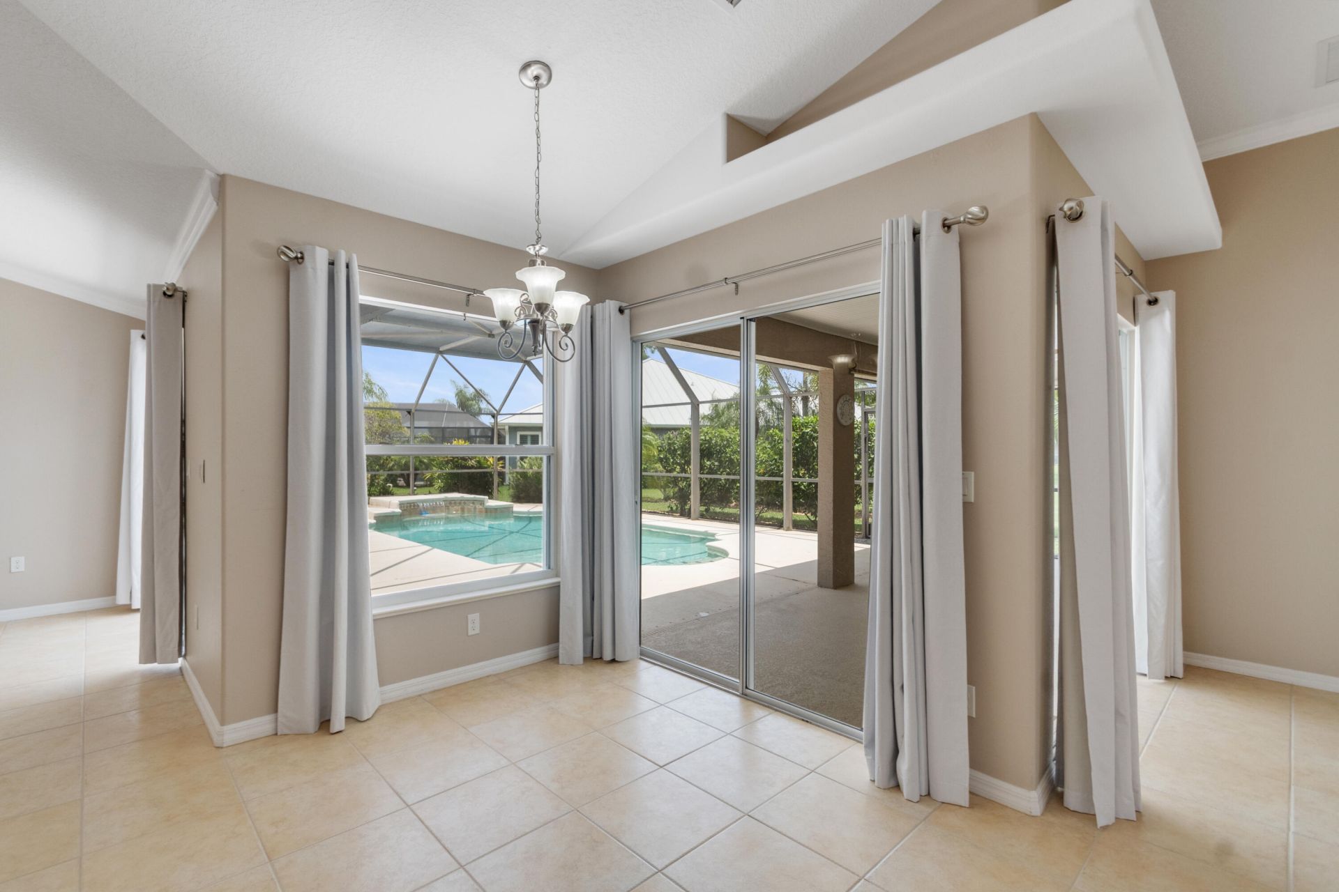 1025 Southlakes Way Sw, Vero Beach, FL 32968 Photo