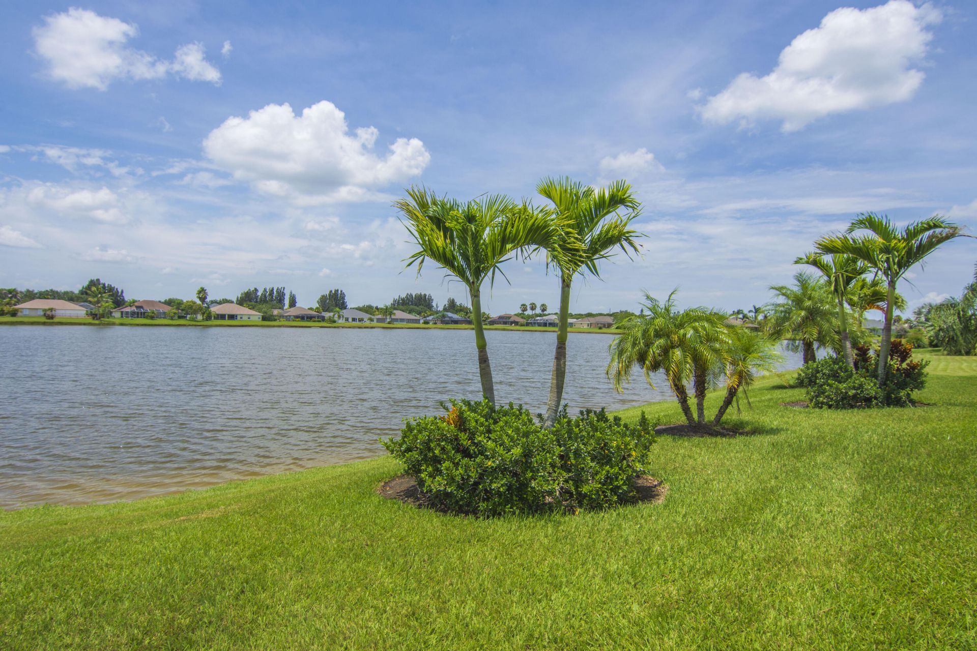 1025 Southlakes Way Sw, Vero Beach, FL 32968 Photo
