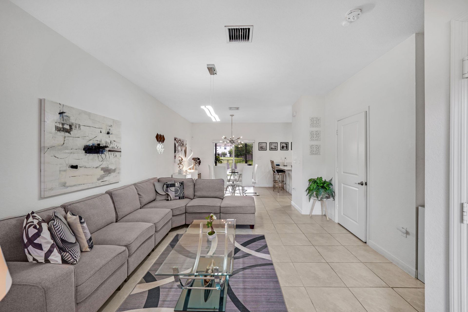 12960 NW 22nd Place, Miami, FL 33167 Photo