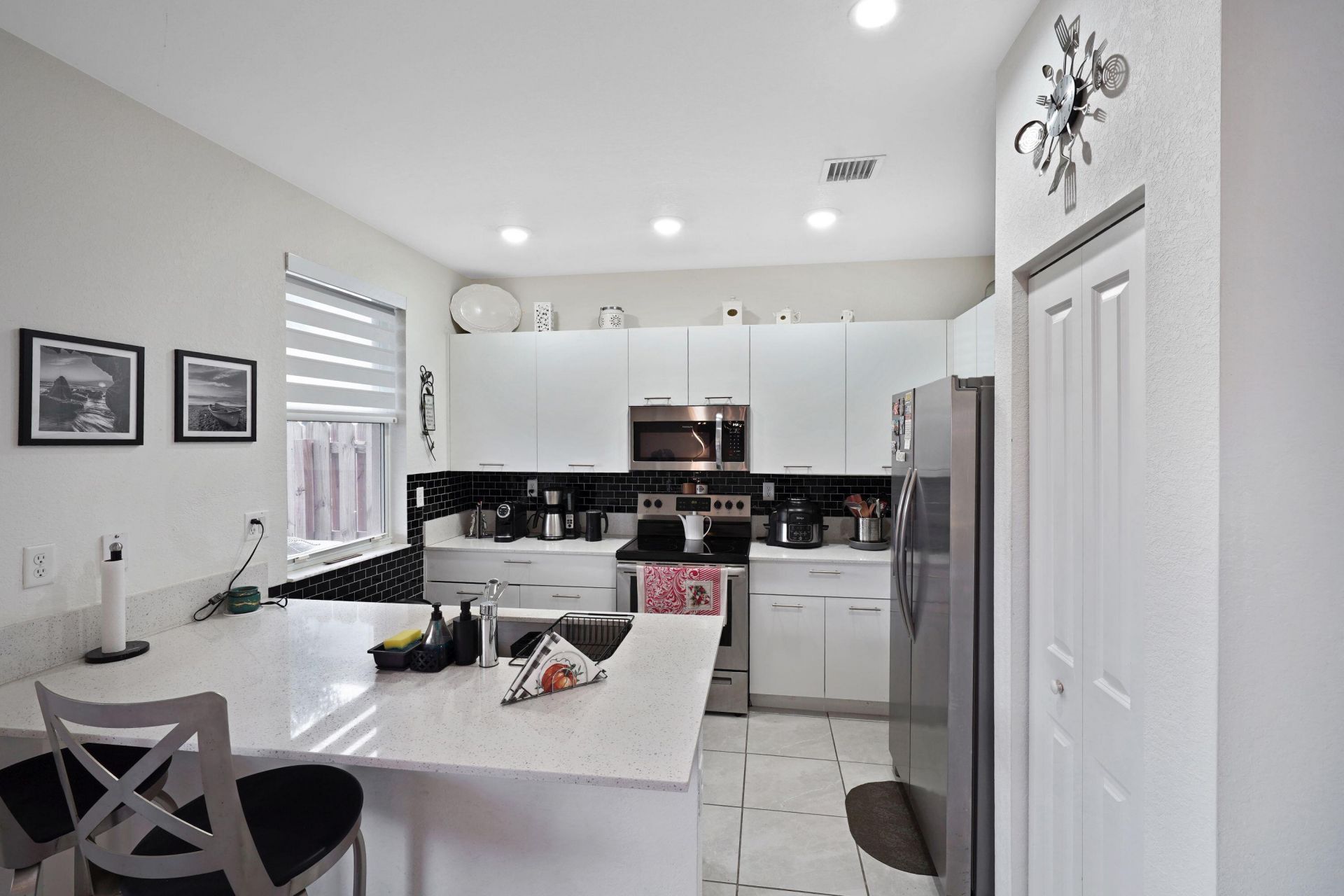 12960 NW 22nd Place, Miami, FL 33167 Photo