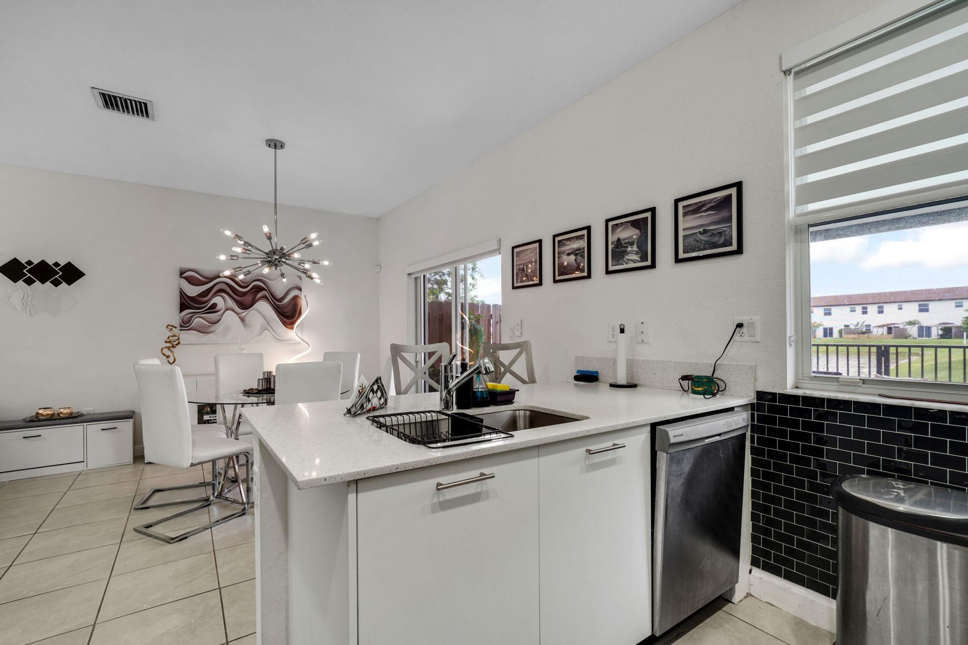 12960 NW 22nd Place, Miami, FL 33167 Photo