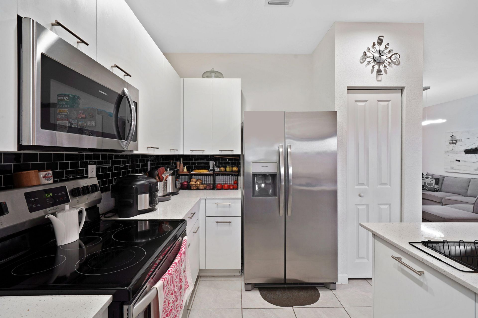 12960 NW 22nd Place, Miami, FL 33167 Photo