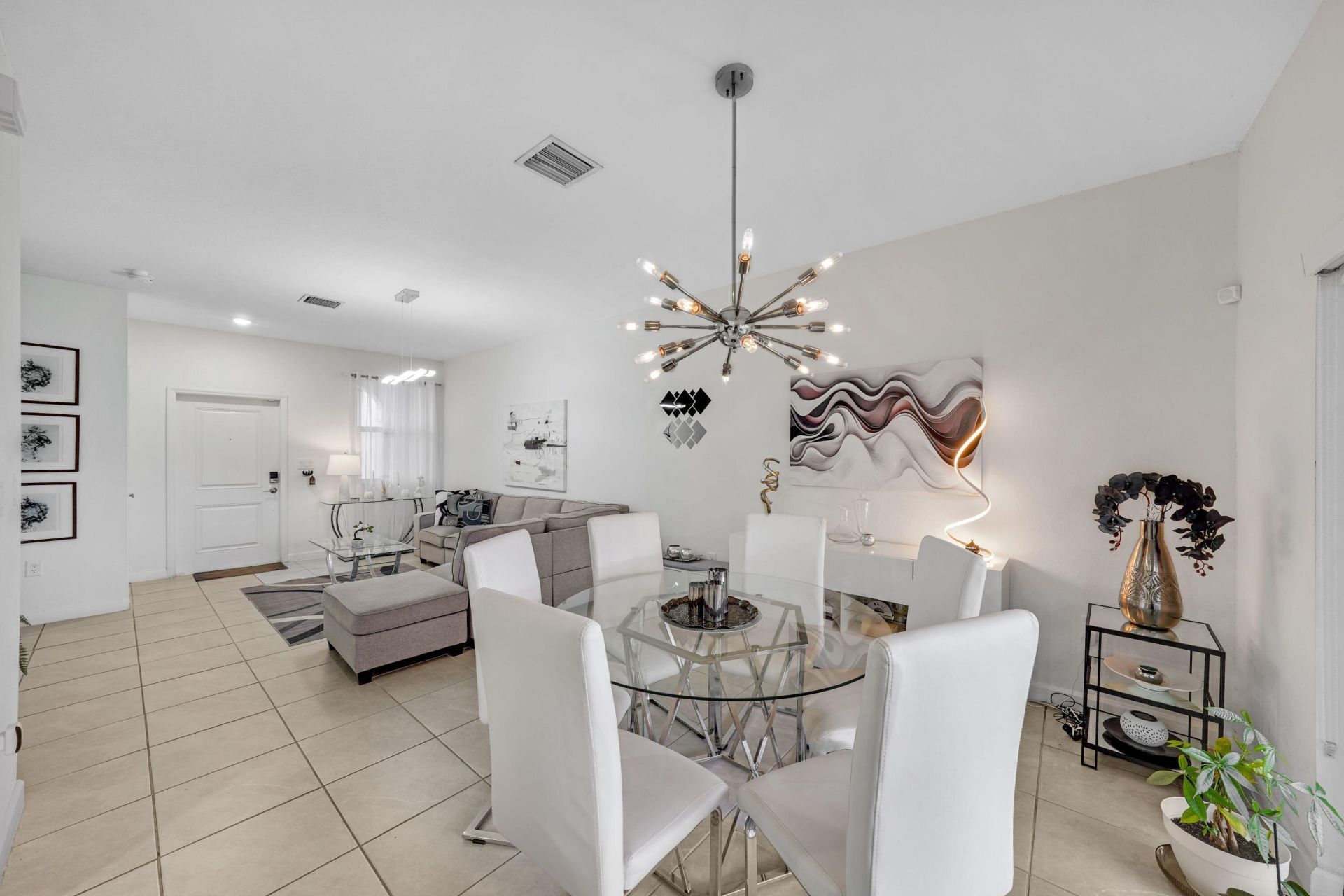 12960 NW 22nd Place, Miami, FL 33167 Photo