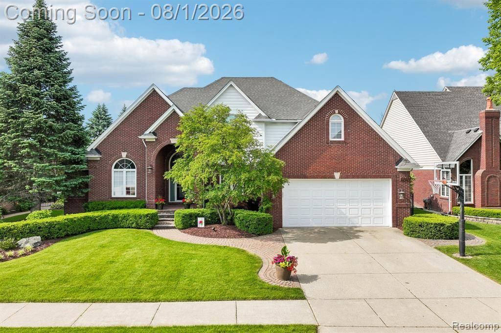20292 Huron Drive, Clinton Township, Mi 48038 Main Photo