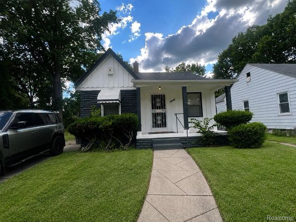 18461 Stout Street, Detroit, Mi 48219