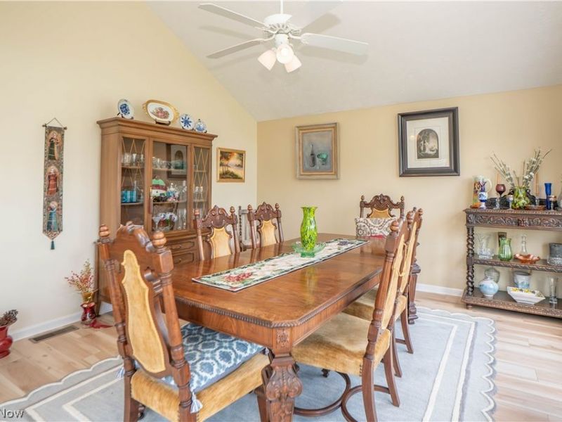 1643 Southpointe Circle NE, Canton, OH 44714 Photo 14